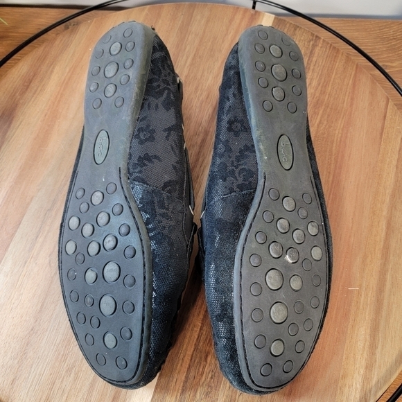 b.o.c. Black leather slip on loafers Size 11 driving shoes with tassels shimmery - Picture 15 of 17